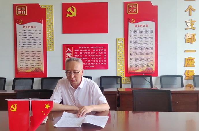 学院党委副书记赵秀平深入机电工程系讲授专题党课